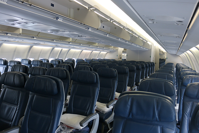 economy class seats Delta Air Lines