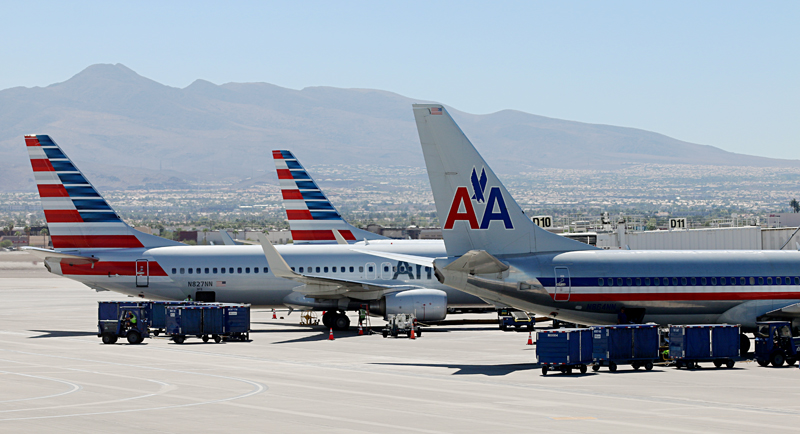 American Airlines airplanes old new livery Las Vegas airport