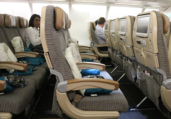 Etihad Airways economy class seats