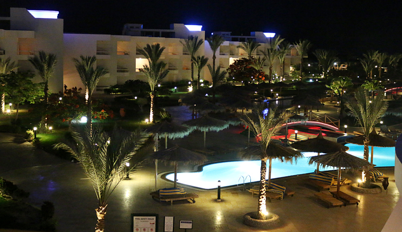 Hilton Hurghada Long Beach Resort pool night
