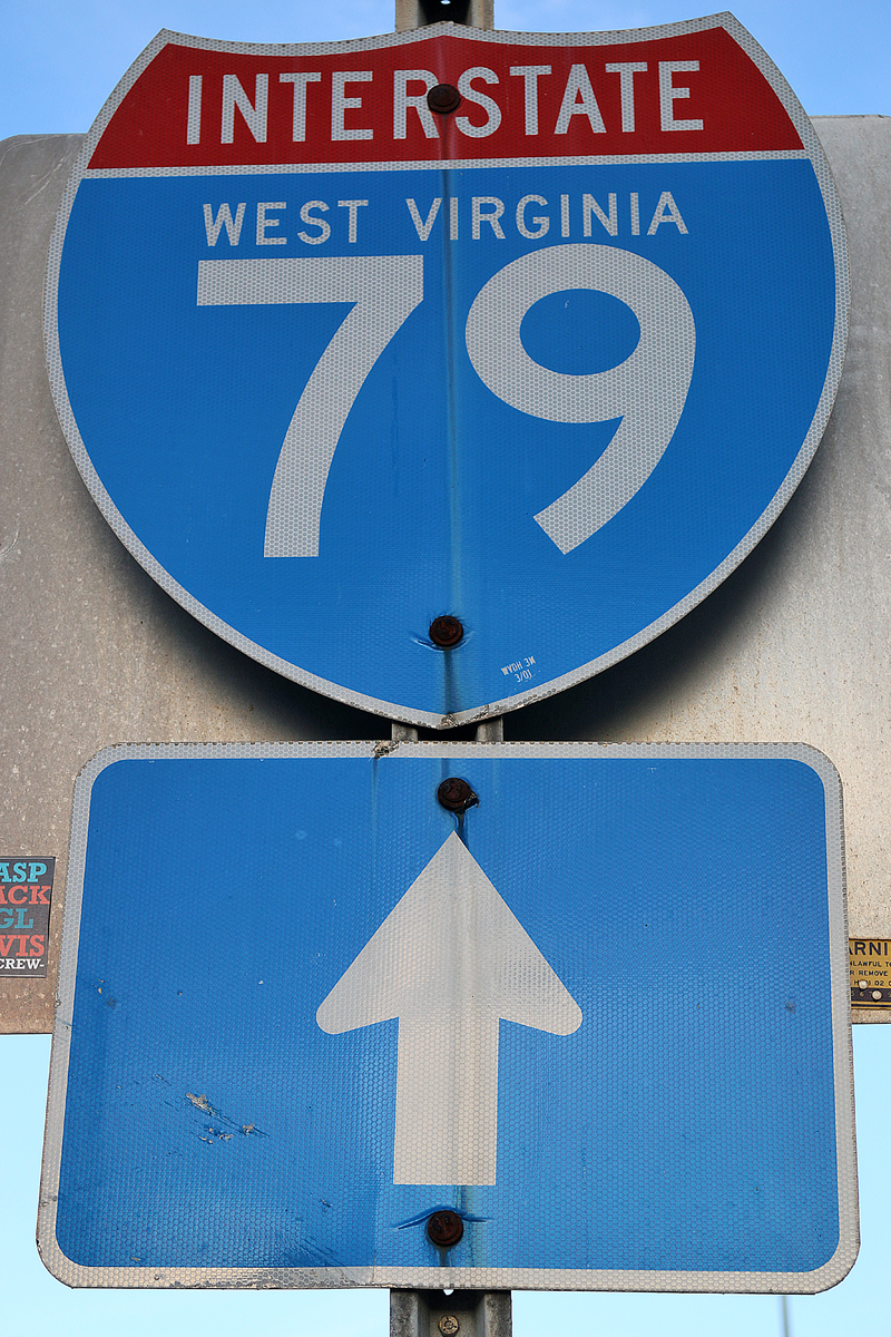 Interstate 79 sign