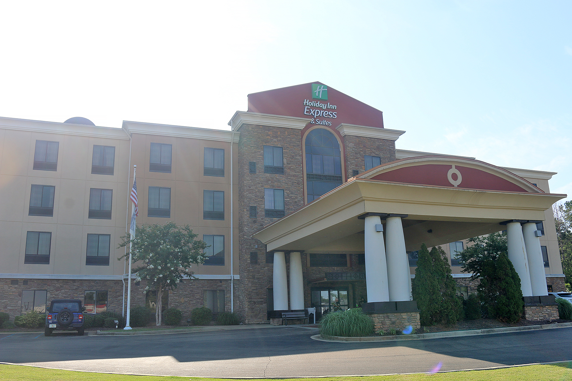 Holiday Inn Express & Suites Fulton Mississippi